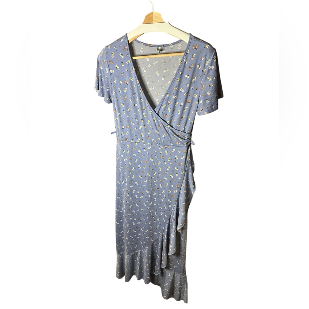 Mother Bee Maternity | Periwinkle Ruffled Floral Wrap Midi/Maxi Dress | Sz:M